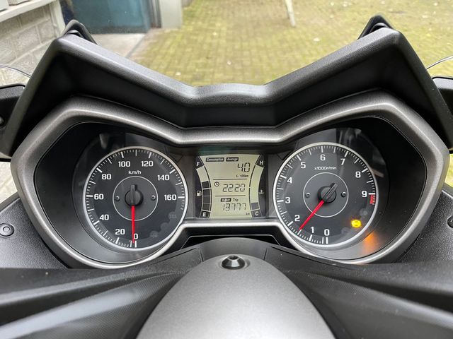 yamaha - x-max-300-abs