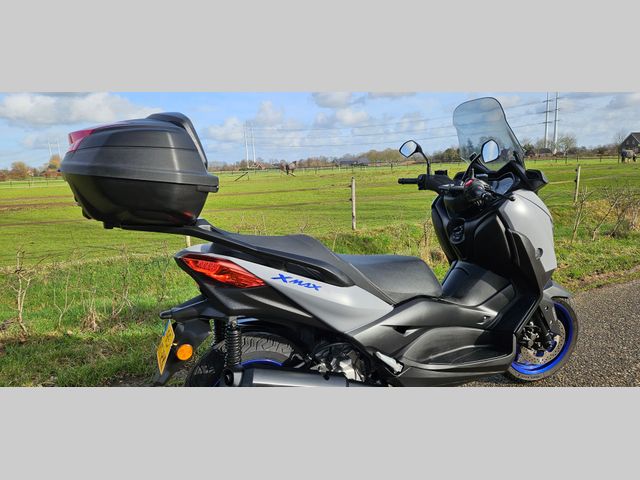 yamaha - x-max-300-abs