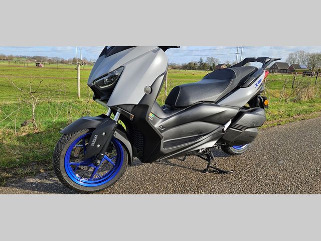 yamaha - x-max-300-abs