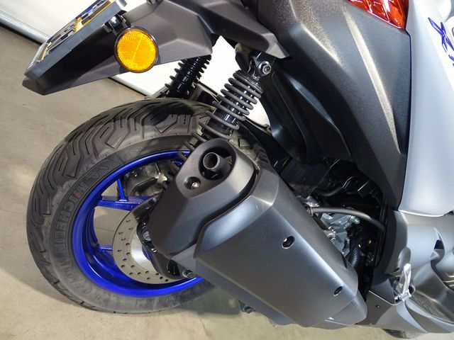 yamaha - x-max-300-abs