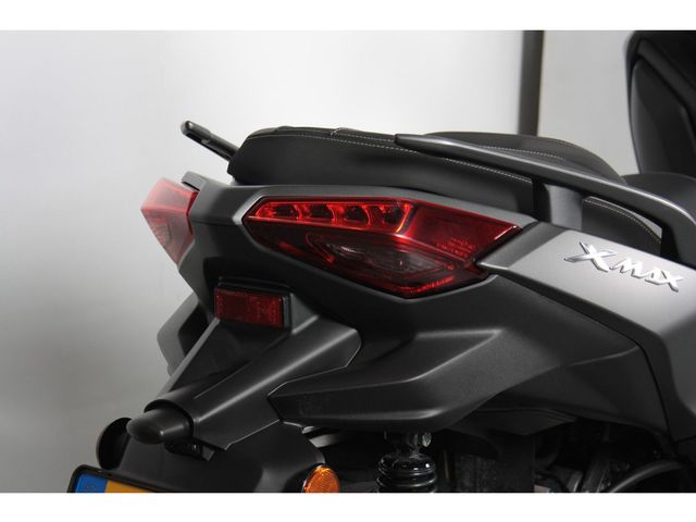 yamaha - x-max-300-abs