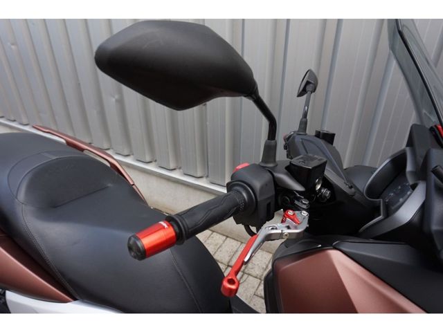 yamaha - x-max-300-abs