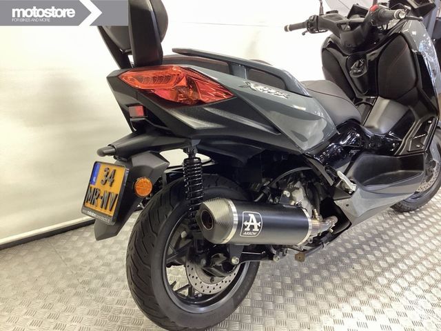 yamaha - x-max-300-tech-max