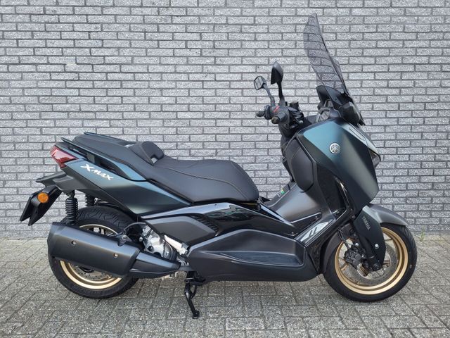 yamaha - x-max-300-tech-max