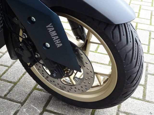 yamaha - x-max-300-tech-max