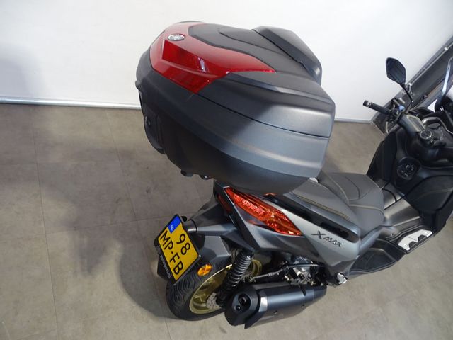 yamaha - x-max-300-tech-max