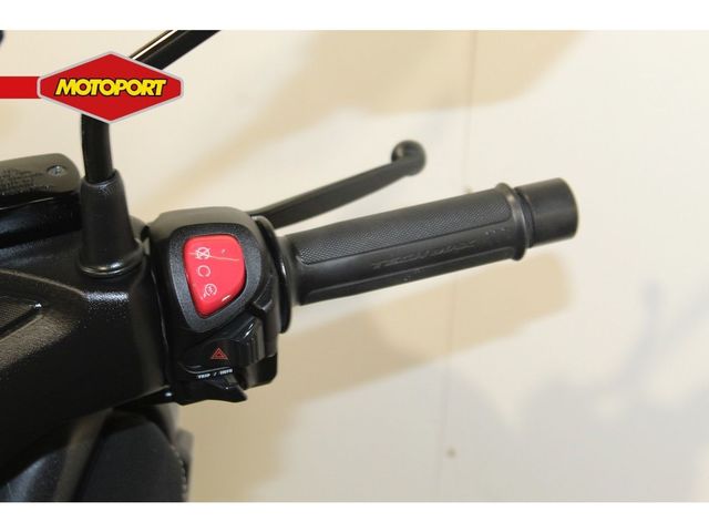 yamaha - x-max-300-tech-max