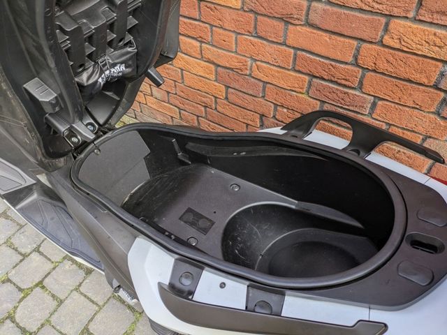 yamaha - x-max-400