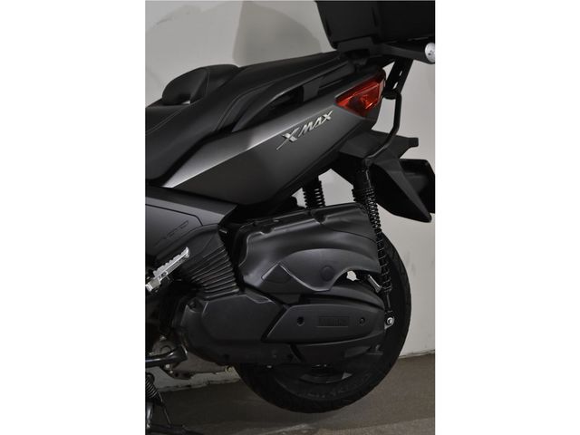 yamaha - x-max-400