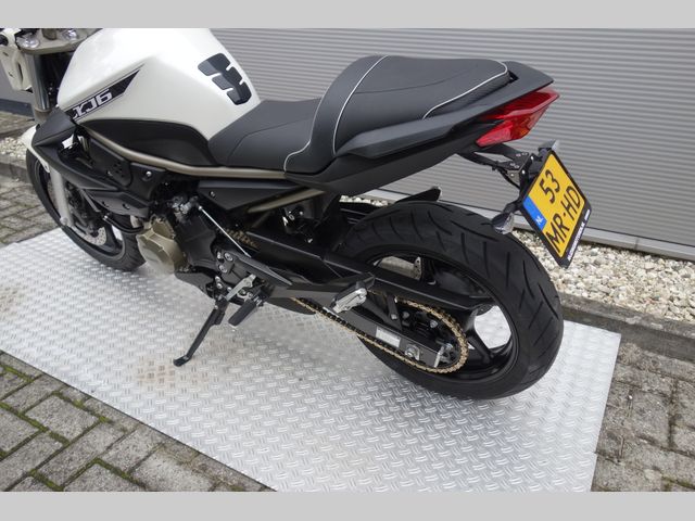 yamaha - xj-6-n---diversion