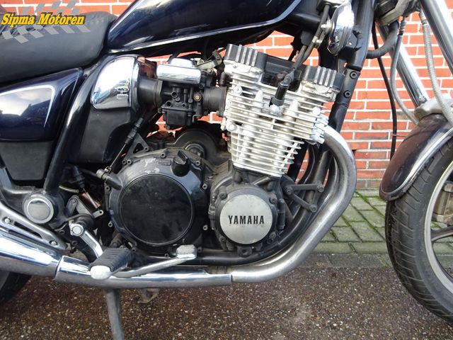 yamaha - xj-700-s-maxim