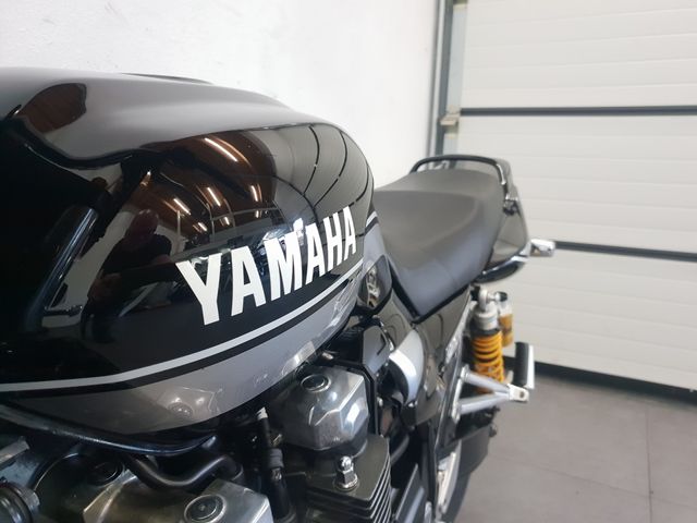 yamaha - xjr-1300