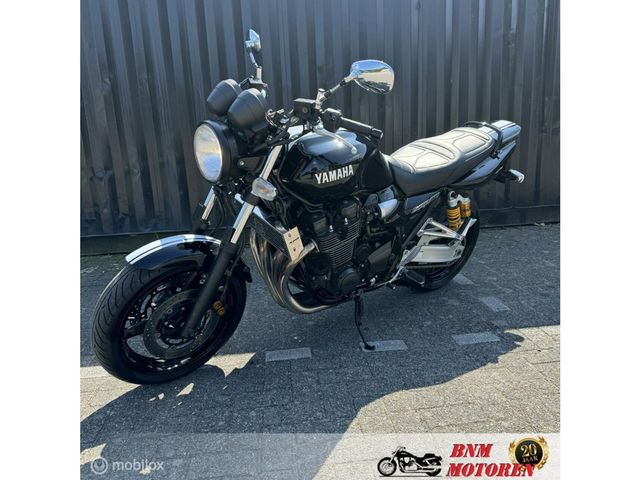 yamaha - xjr-1300