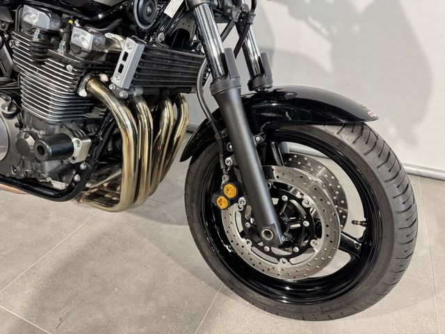 yamaha - xjr-1300