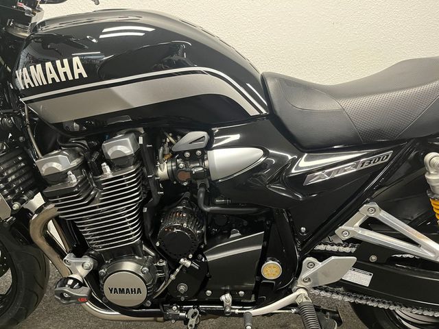 yamaha - xjr-1300