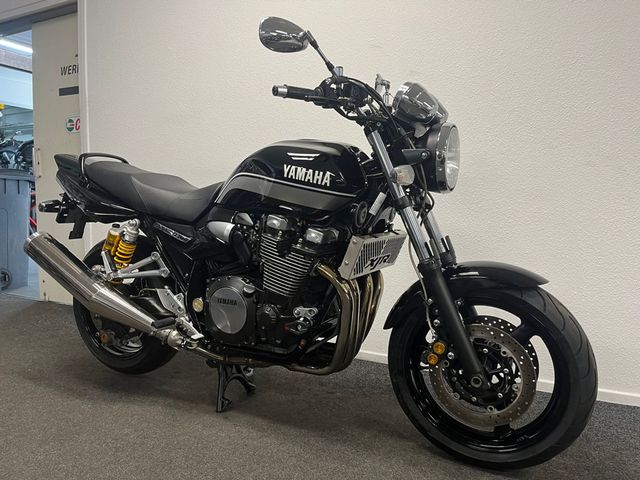 yamaha - xjr-1300