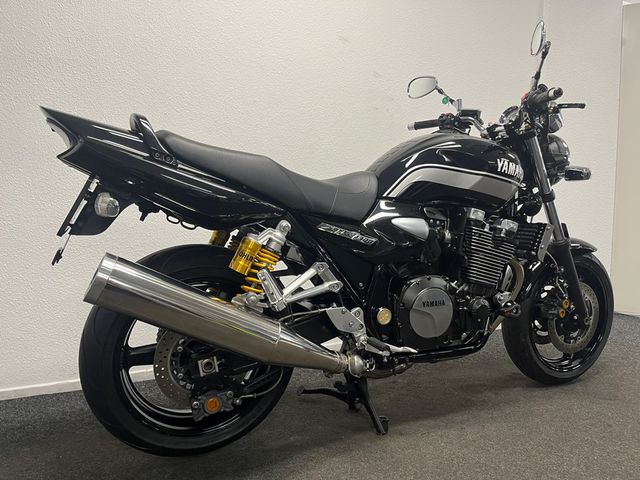 yamaha - xjr-1300