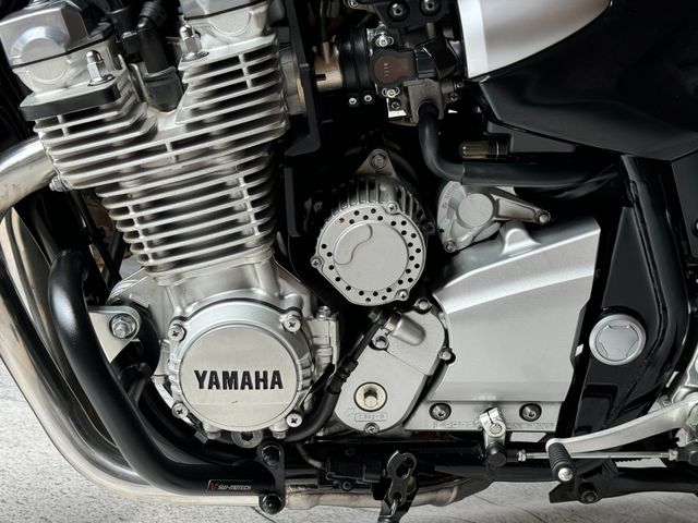 yamaha - xjr-1300