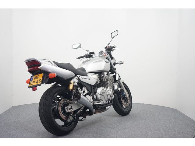 yamaha - xjr-1300