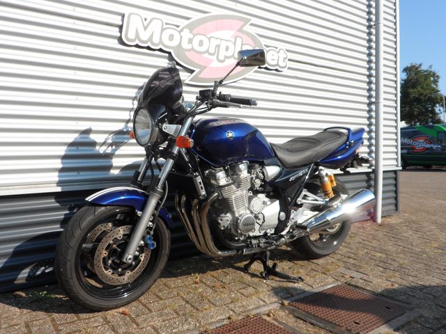 yamaha - xjr-1300