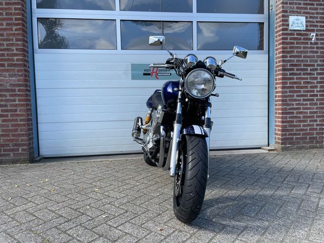 yamaha - xjr-1300