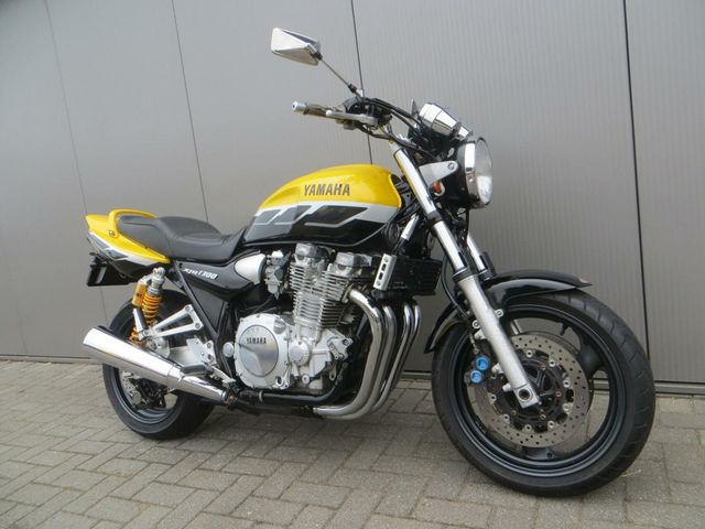 yamaha - xjr-1300