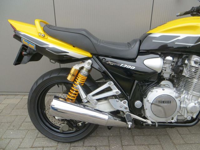 yamaha - xjr-1300