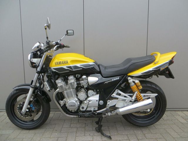 yamaha - xjr-1300