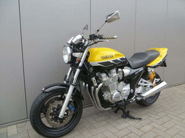 yamaha - xjr-1300