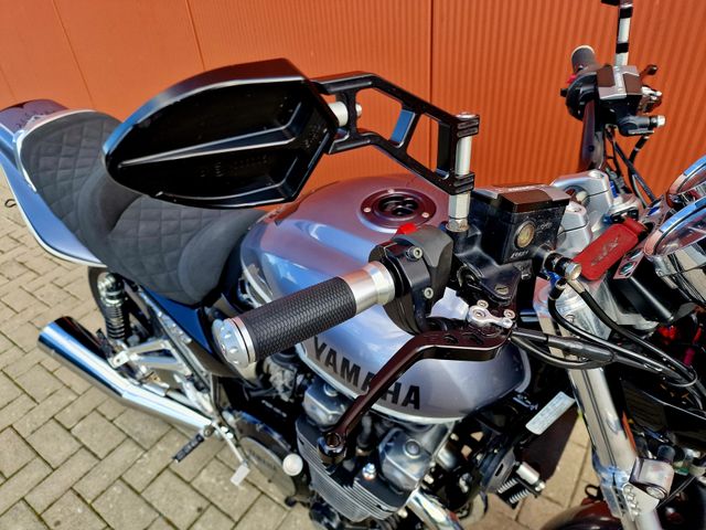 yamaha - xjr-1300