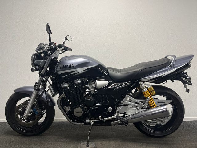 yamaha - xjr-1300