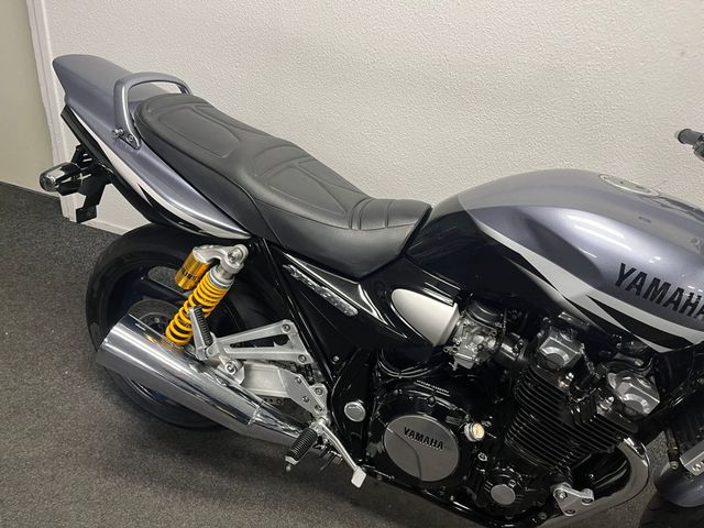 yamaha - xjr-1300