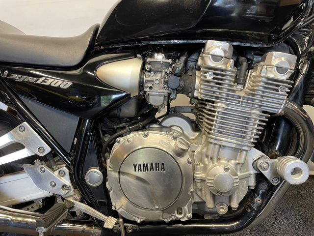 yamaha - xjr-1300