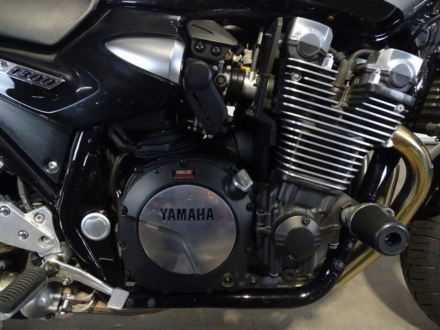 yamaha - xjr-1300