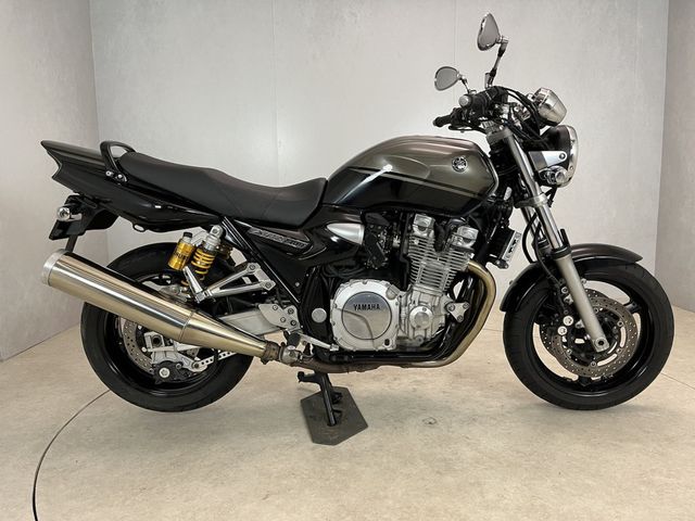 yamaha - xjr-1300