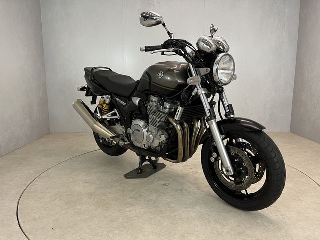 yamaha - xjr-1300