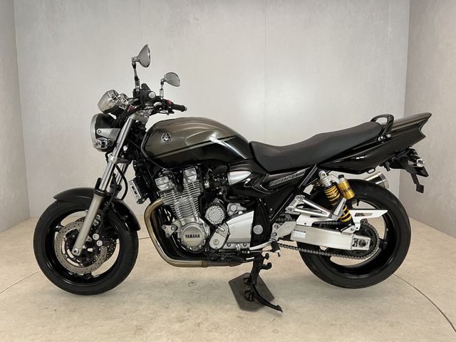 yamaha - xjr-1300