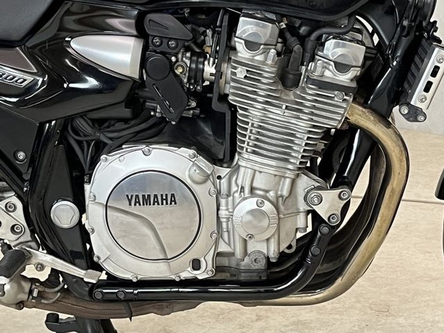 yamaha - xjr-1300