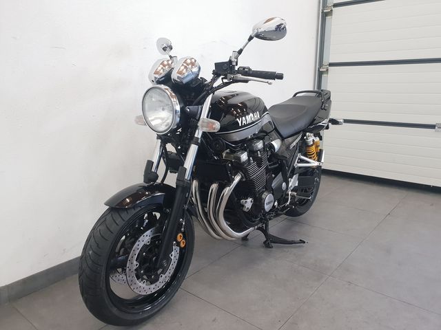 yamaha - xjr-1300