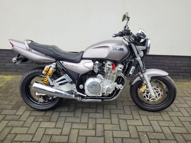 yamaha - xjr-1300