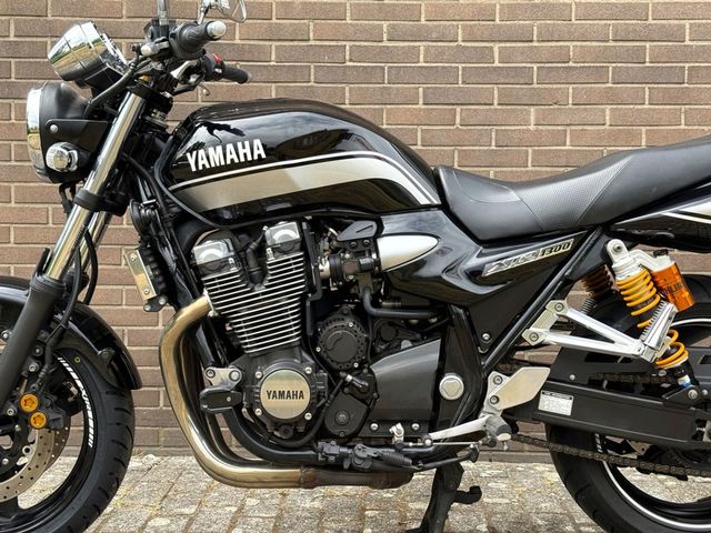 yamaha - xjr-1300