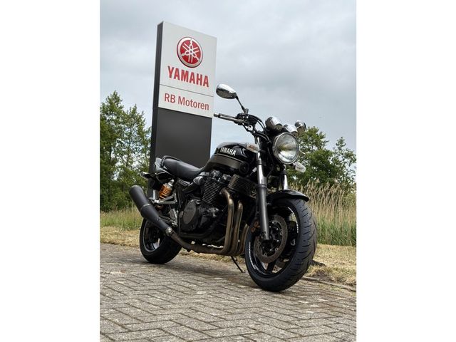 yamaha - xjr-1300