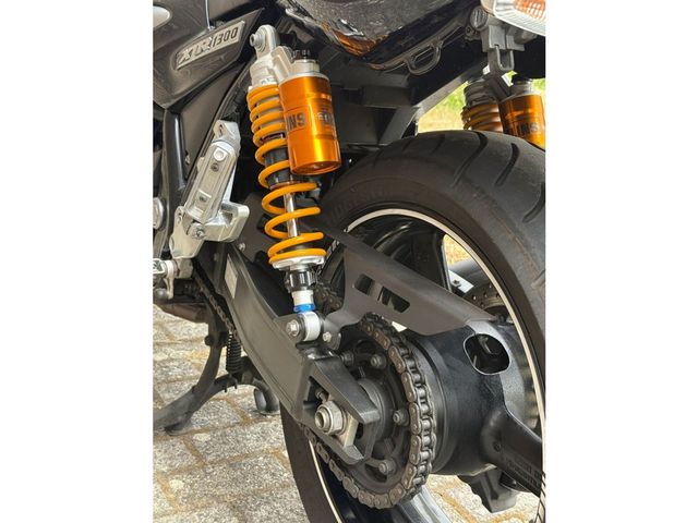 yamaha - xjr-1300