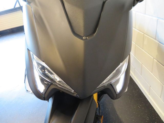 yamaha - xp-530-t-max