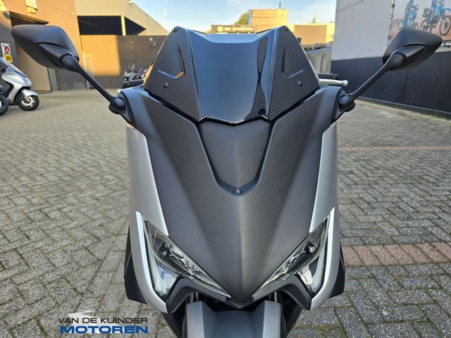 yamaha - xp-530-t-max