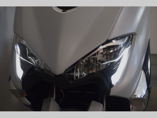 yamaha - xp-530-t-max