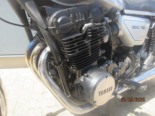 yamaha - xs-750-se