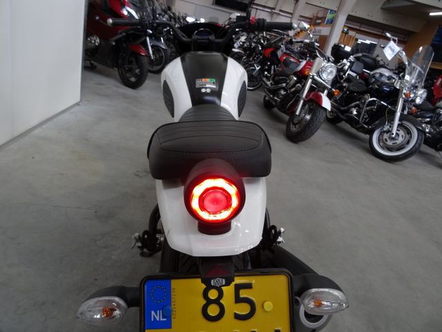 yamaha - xsr-125