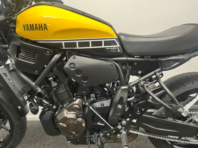 yamaha - xsr-700