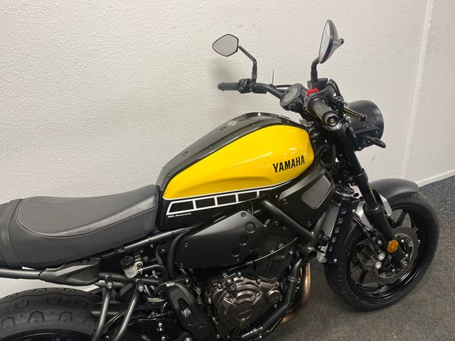 yamaha - xsr-700